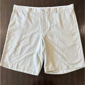 Greg Norman for Tasso Elba Men’s Kakhi Light Gray Golf Shorts Size 42 NWOT